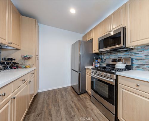 2337 Watermarke Pl, Irvine, CA, 92612-7694 | Card Image