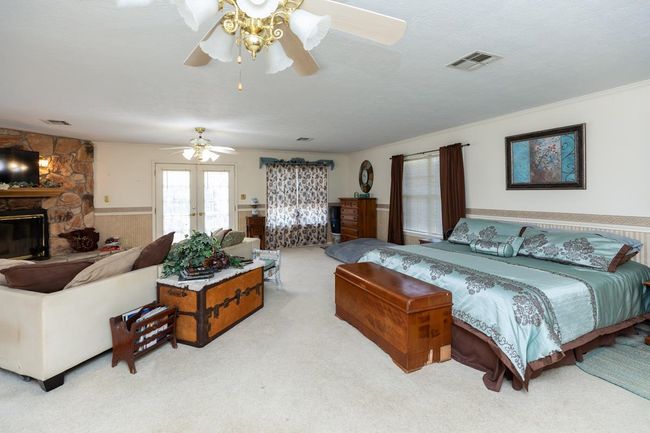 2610 Isbell Ln, House other with 4 bedrooms, 2 bathrooms and null parking in Silsbee TX | Image 22