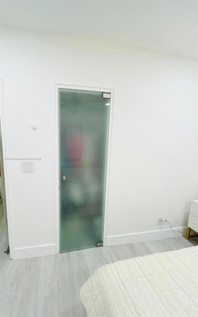 872 Nw 16 Th Ter, House other with 2 bedrooms, 1 bathrooms and null parking in Fort Lauderdale FL | Image 14