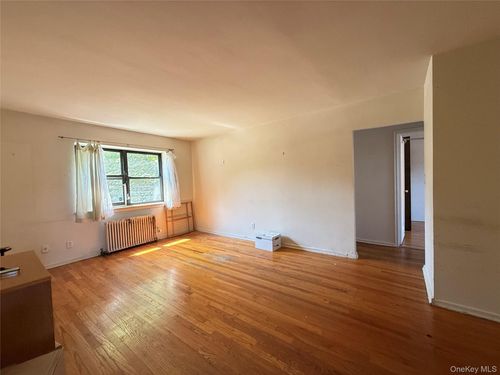 apt-1b-216 48th Ave, Oakland Gardens, NY, 11364-1311 | Card Image