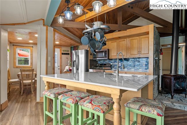 158 Longview Ct, House other with 2 bedrooms, 3 bathrooms and null parking in Seven Devils NC | Image 13