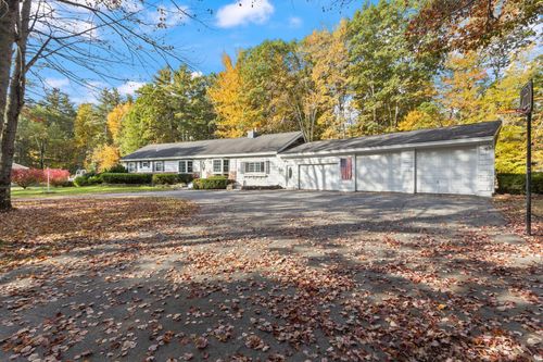 558 New Dam Rd, North Waterboro, ME, 04061-4686 | Card Image