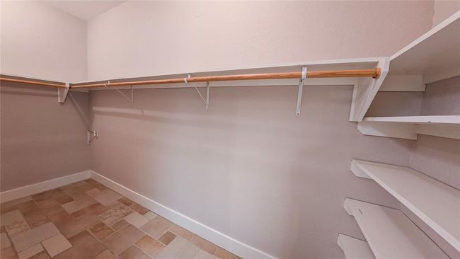 1212 W North St, House other with 3 bedrooms, 3 bathrooms and 2 parking in Louise TX | Image 28