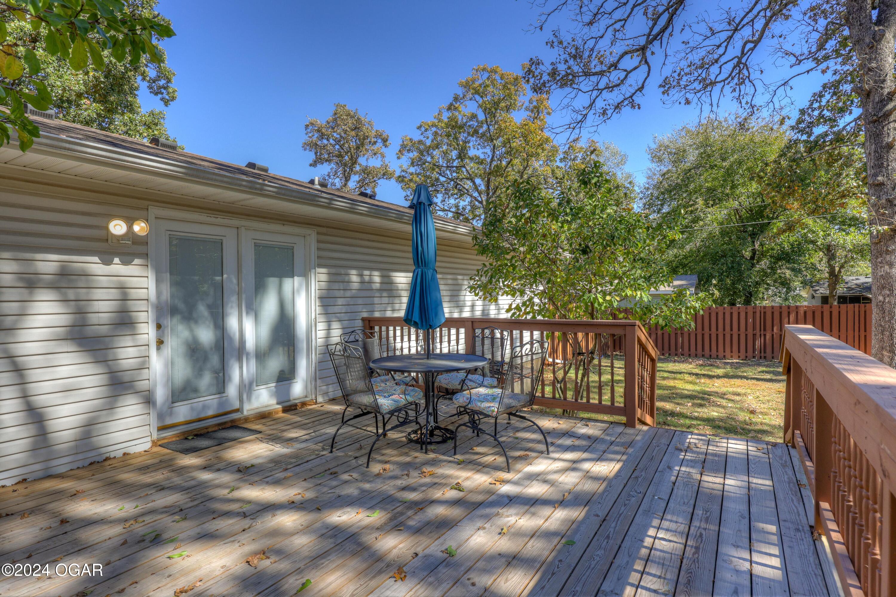 164 Red Oak Drive, For Sale in Carl Junction Zoocasa