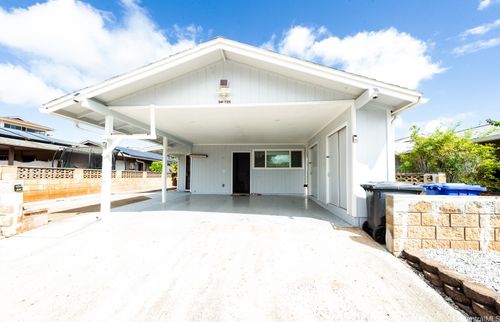 94-725 Kumau Pl, Waipahu, HI, 96797-1236 | Card Image