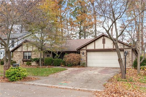 1013 Arapaho Trail, Tipp City, OH, 45371 | Card Image