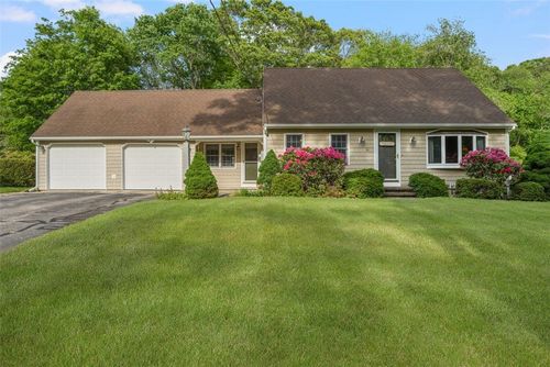 14 Driftwood Dr, Charlestown, RI, 02813-2902 | Card Image