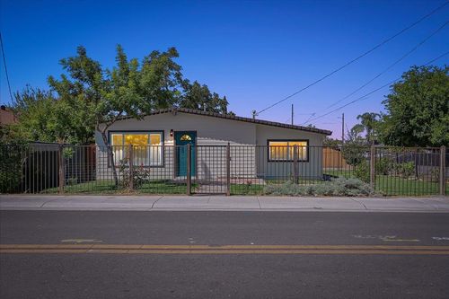 1807 11th Ave, Olivehurst, CA, 95961-4503 | Card Image