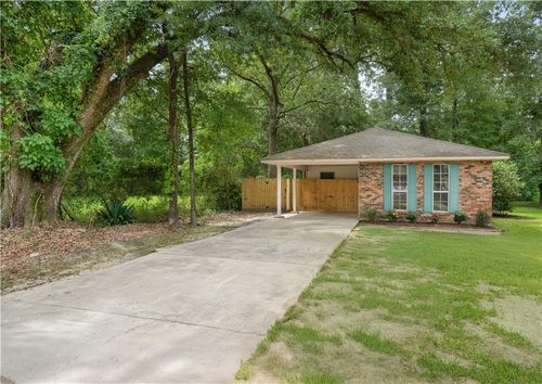 116 Center St, Hammond, LA, 70403-4802 | Card Image