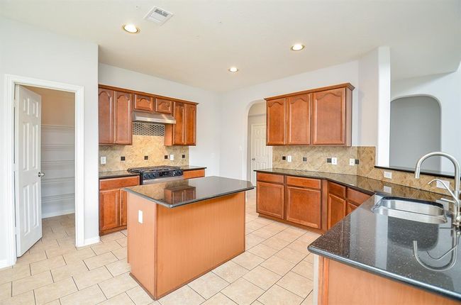 3911 Fallsbrook Ct, House other with 4 bedrooms, 4 bathrooms and null parking in Sugar Land TX | Image 17