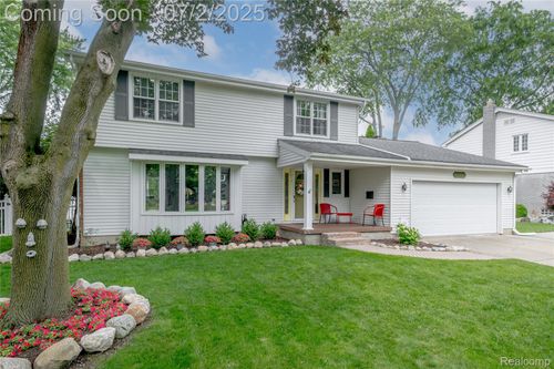 11216 Old Bridge Rd, Grand Blanc, MI, 48439-1058 | Card Image