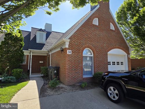 31 W Village Rd, NEWARK, DE, 19713-3843 | Card Image