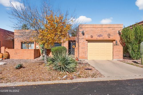 8641 N Candlewood Loop, Tucson, AZ, 85704 | Card Image