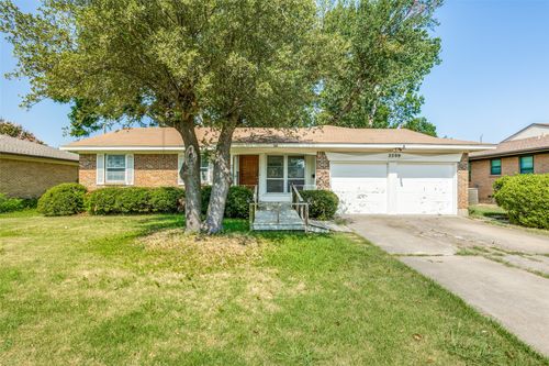 2509 Patricia Ln, Garland, TX, 75041-1442 | Card Image