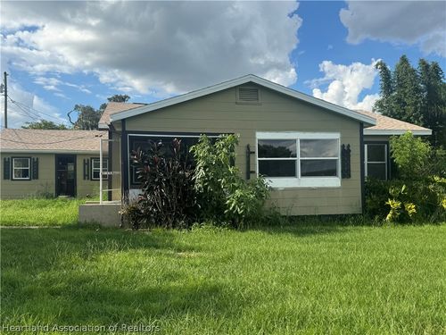 4 Lakeview Ave, FROSTPROOF, FL, 33843-1924 | Card Image