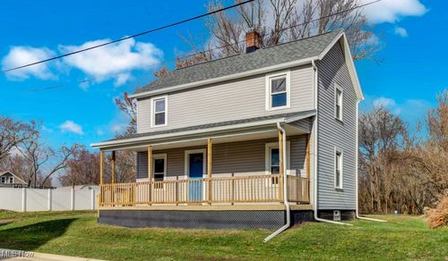 221 Maple Street, Waynesburg, OH, 44688 | Card Image