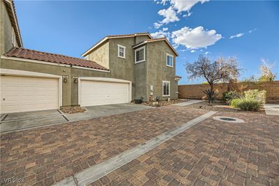 936 Sable Chase Place, Townhouse with 3 bedrooms, 2 bathrooms and null parking in Henderson NV | Image 1