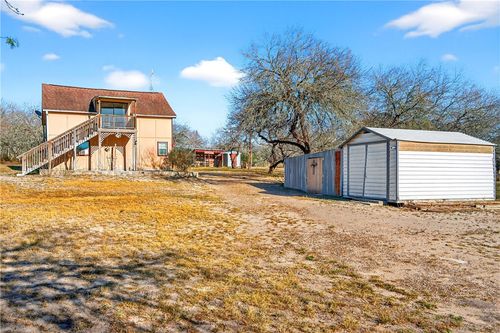 5752 Mockingbird Ln, Mathis, TX, 78368-9214 | Card Image