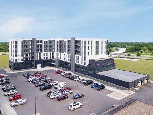 apt-504-300 Main Ave, Fargo, ND, 58103-5568 | Card Image