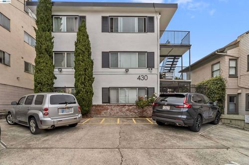430 Vernon St, Oakland, CA, 94610-2935 | Card Image