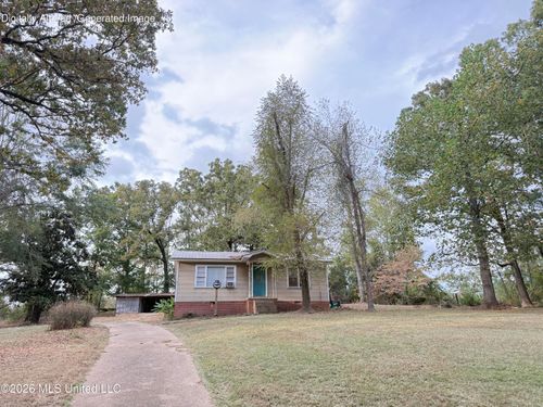 816 Summit Street, Winona, MS, 38967 | Card Image