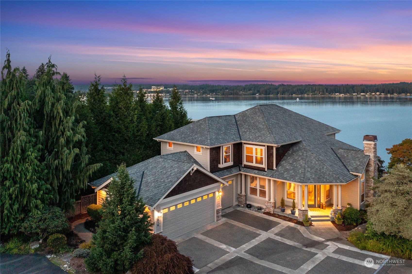 Chico Way, Bremerton, WA 98312