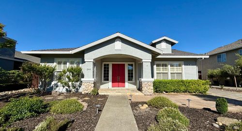 844 Signorelli Cir, Saint Helena, CA, 94574-9518 | Card Image