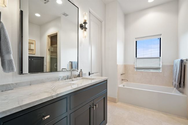 1508 Mesa Ridge Ln, House other with 5 bedrooms, 5 bathrooms and 6 parking in Austin TX | Image 27