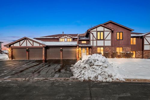 apt-2e-9748 Mill Dr E, Palos Park, IL, 60464-1798 | Card Image