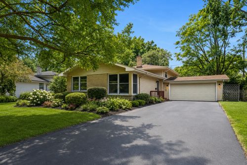 368 Sycamore Dr, Naperville, IL, 60540-7535 | Card Image