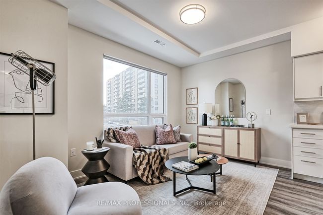 111 - 62 Dixfield Dr, House attached with 2 bedrooms, 2 bathrooms and 1 parking in Etobicoke ON | Image 7