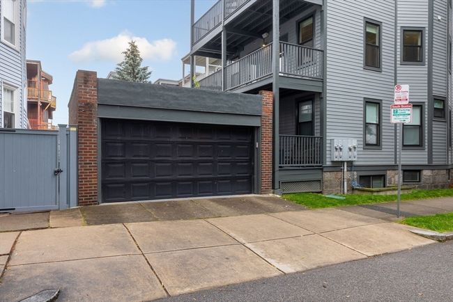 APT-2 - 1650 Columbia Rd, Condo with 3 bedrooms, 2 bathrooms and null parking in Boston MA | Image 15