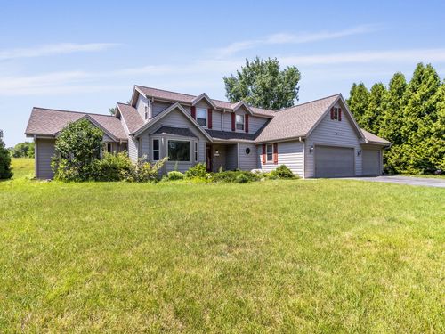 1255 Apple Tree Ln, Brookfield, WI, 53005-6870 | Card Image