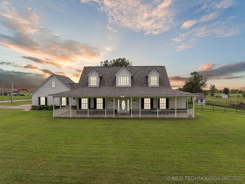 8042 S Big Sky Dr, Talala, OK, 74080-1009 | Card Image