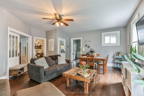 83 Flora St, Saint Thomas, ON, N5P2X7 | Card Image