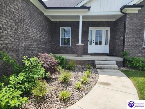 312 Turner Ct, Vine Grove, KY, 40175-8626 | Card Image