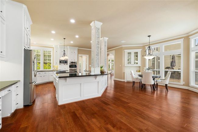 5811 Cimmaron Creek Ct, House other with 4 bedrooms, 5 bathrooms and 4 parking in Spring TX | Image 17