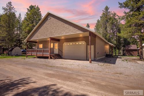 3773 Lodgepole Lane, Island Park, ID, 83429 | Card Image