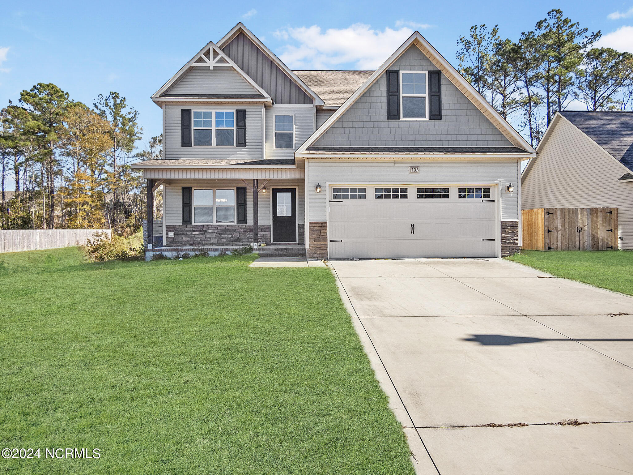 Crystal Cove Ct, Sneads Ferry, NC 28460