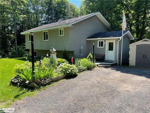 1010 Fern Glen Rd, Perry, ON, P0A1J0 | Card Image