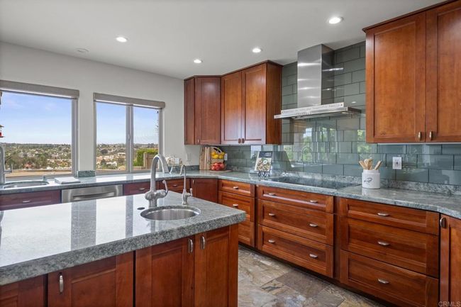 2010 Subida Ter, House other with 5 bedrooms, 4 bathrooms and 3 parking in Carlsbad CA | Image 13
