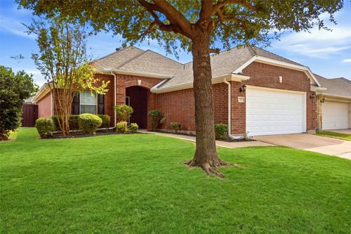 717 Creekside Dr, Little Elm, TX, 75068-4844 | Card Image