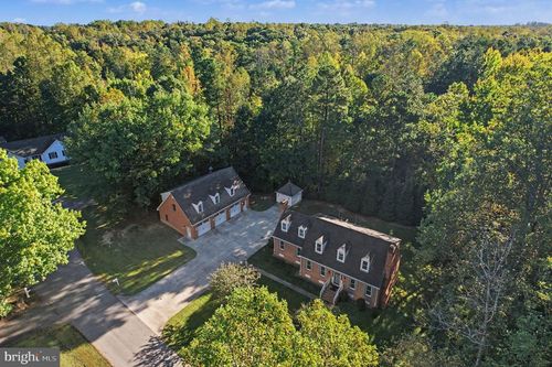120 Lacy Ln, Bowling Green, VA, 22427-9309 | Card Image