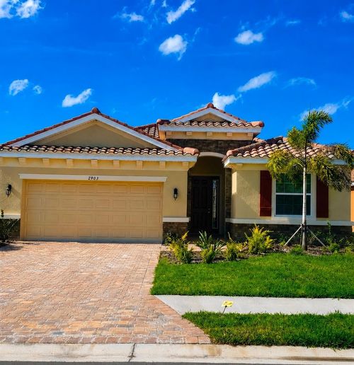 11224 Shoreline Trl, PARRISH, FL, 34219-2973 | Card Image