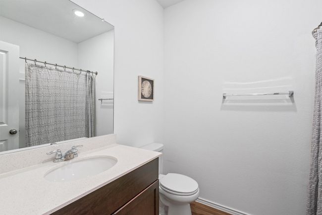 Secondary bathroom near 2 secondary bedrooms | Image 20