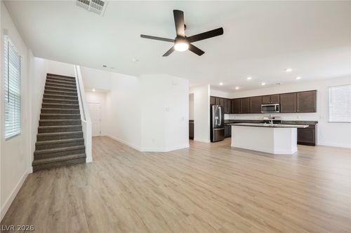 5282 Belmont Mill Ct, Las Vegas, NV, 89122-7505 | Card Image