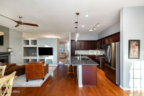 241 W Carlynn Cliff Place, Oro Valley, AZ, 85755 | Card Image