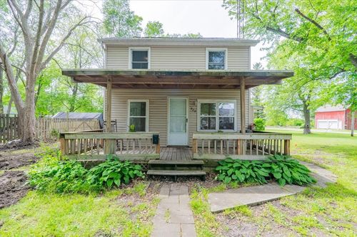 323 N 2nd Ave, Chenoa, IL, 61726-1027 | Card Image