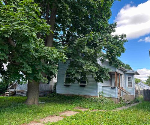 522 2nd Ave S, Clinton, IA, 52732-4444 | Card Image