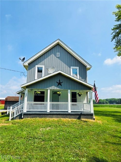 3986 Newton Falls Bailey Rd, Newton Falls, OH, 44444-9746 | Card Image